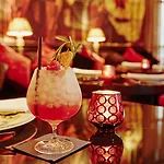 Savoy Hotel 4*