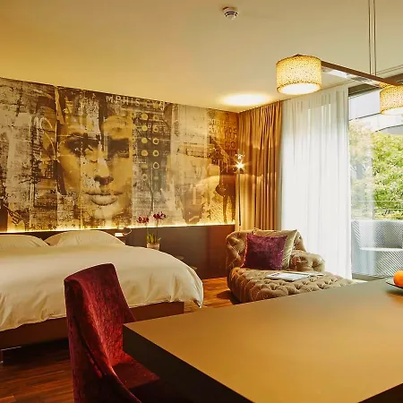 Savoy Hotell 4*