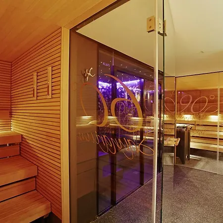 Savoy 4* Colónia