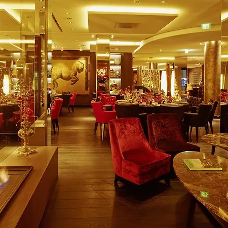 Savoy 4* Colónia