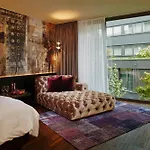 Savoy 4*