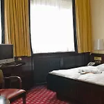 Savoy Hotel 4*